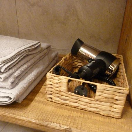 Avise Beb Luca76 Bed & Breakfast エクステリア 写真